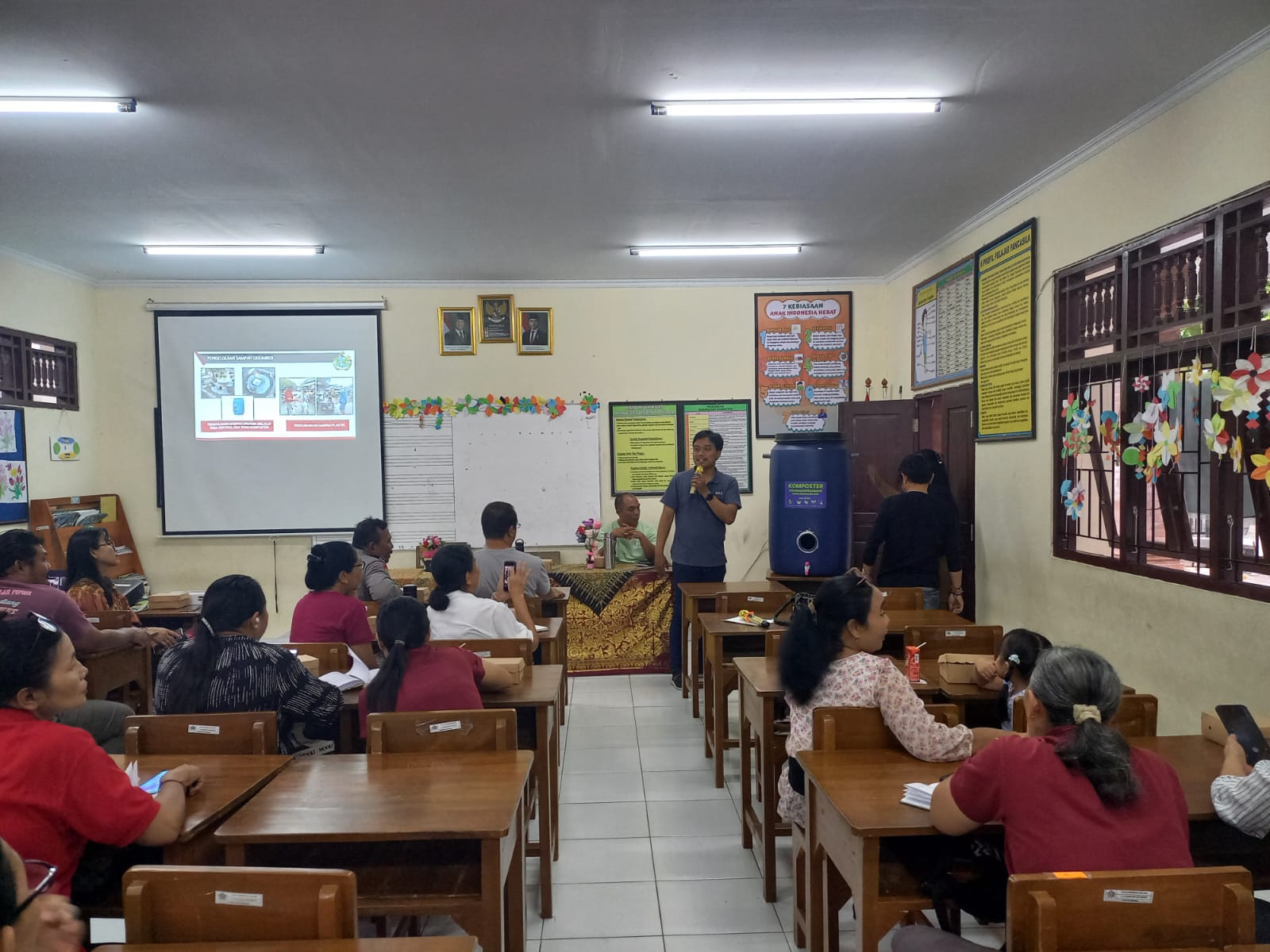 Sosialisasi Penggunaan Tabung Komposter